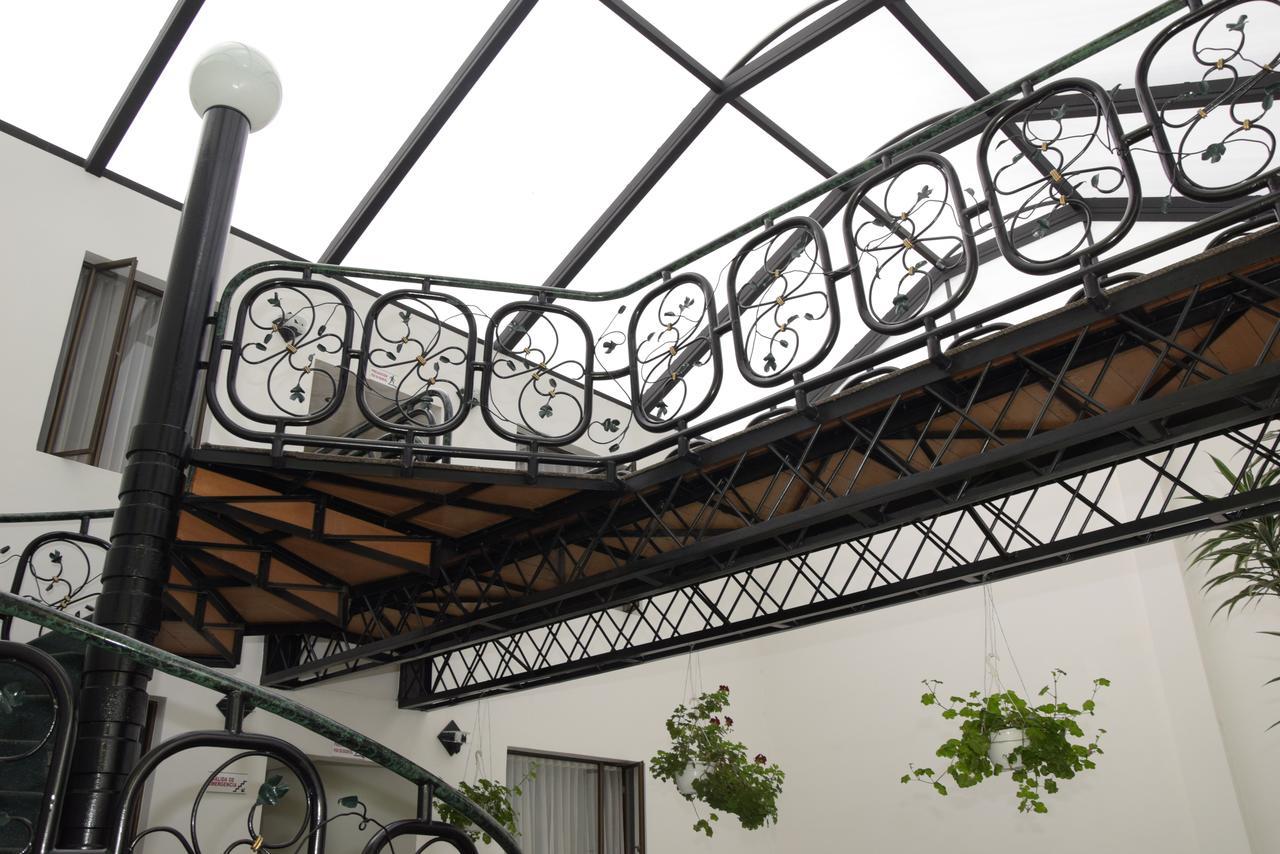 Hotel El Portico De Chiquinquira Exterior foto